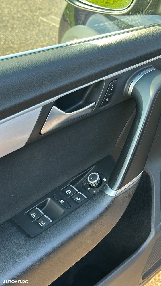 Volkswagen Passat 2.0 TDI 4Motion BlueMotion Technology Highline - 10