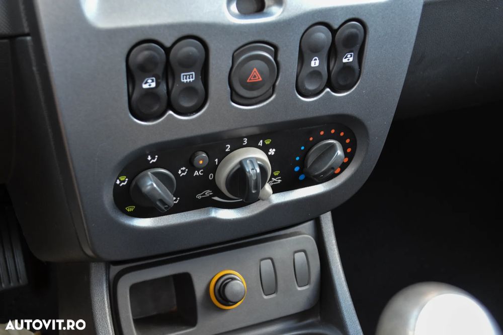 Dacia Duster 1.6 4x2 Ambiance - 16