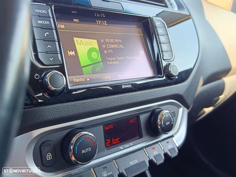 Kia Rio 1.1 CRDi TX ISG - 25