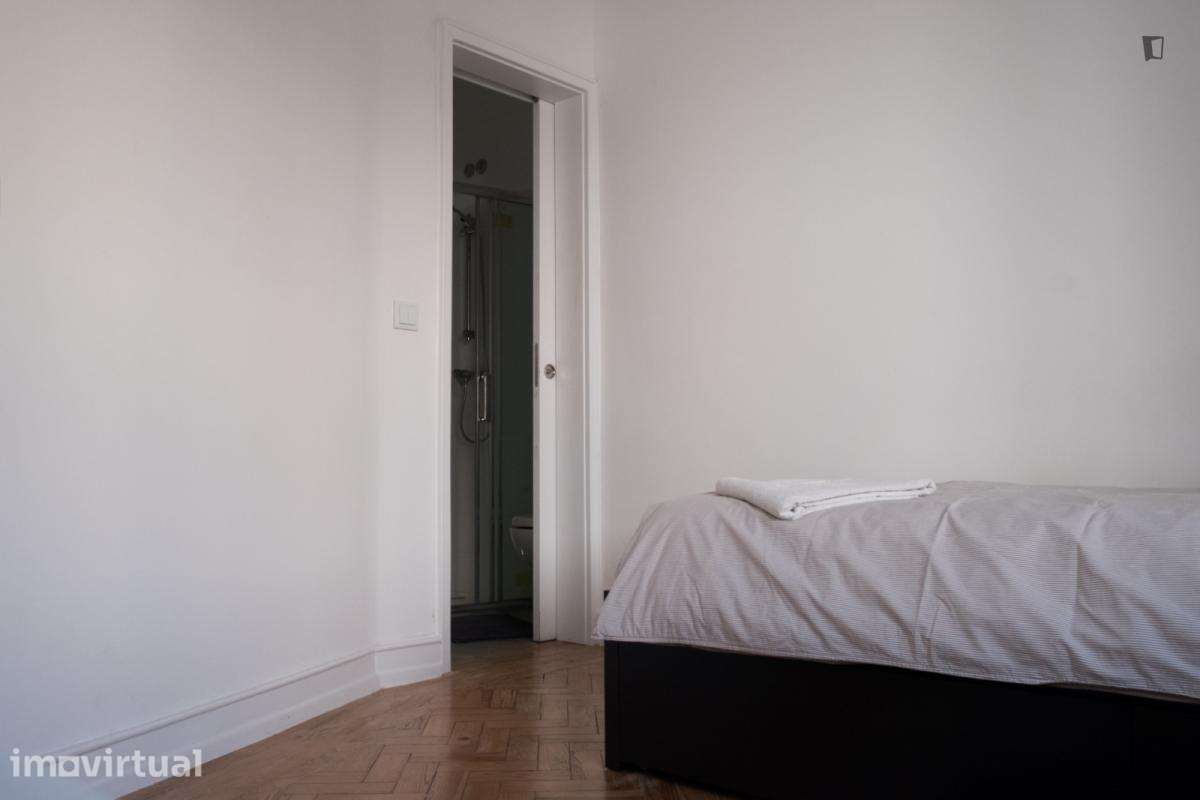 Quarto - localizado em Santa Apolónia Lisbon - Grande imagem: 2/11