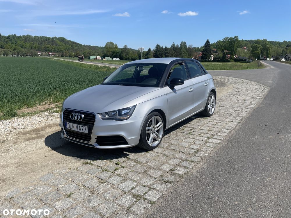 Audi A1 Sportback 1.6 TDI Ambition S tronic - 4