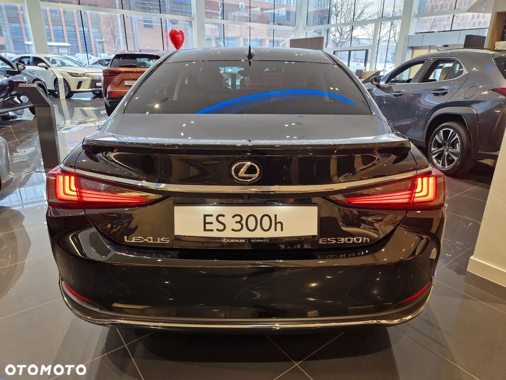 Lexus ES 300h Prestige - 5