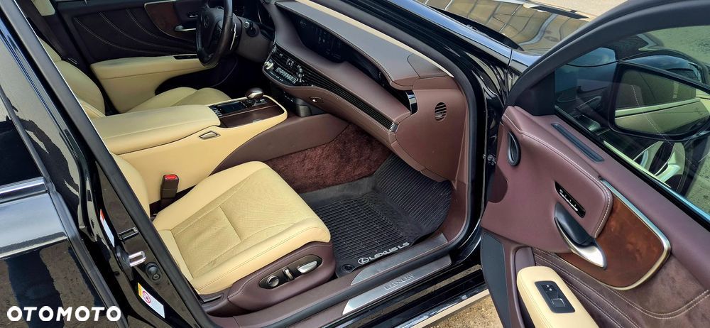 Lexus LS 500 Prestige AWD - 13