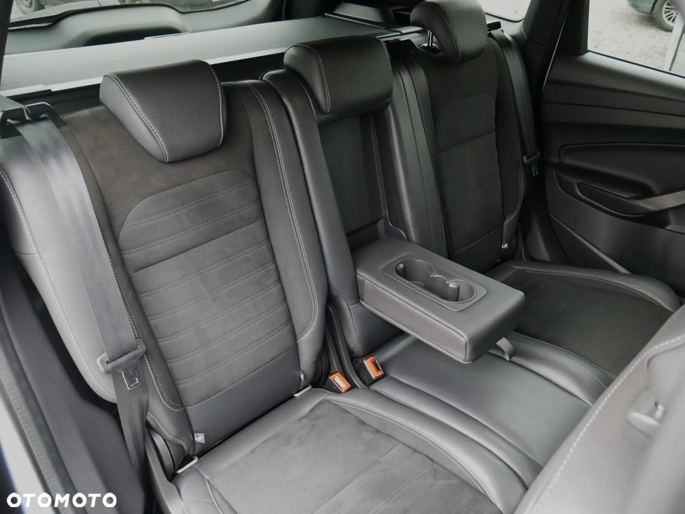 Ford Kuga 2.0 TDCi AWD ST-Line - 29