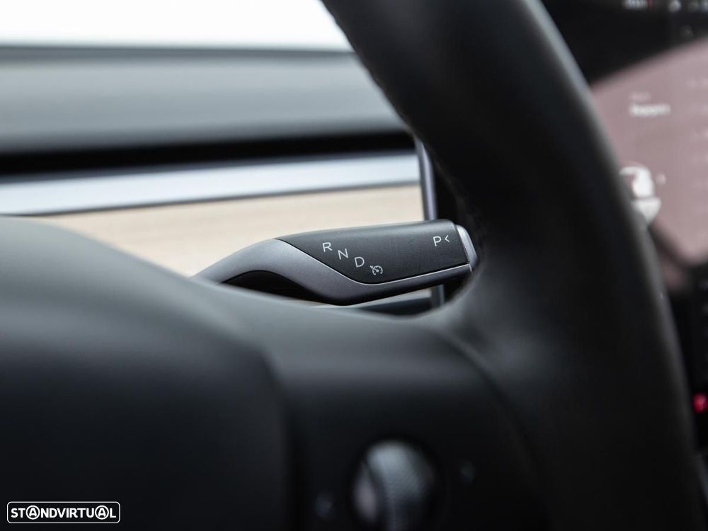 Tesla Model 3 Long Range AWD Dual Motor Performance - 17