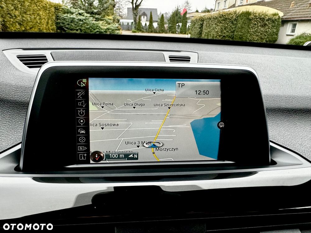 BMW X1 sDrive18d M Sportpaket - 37