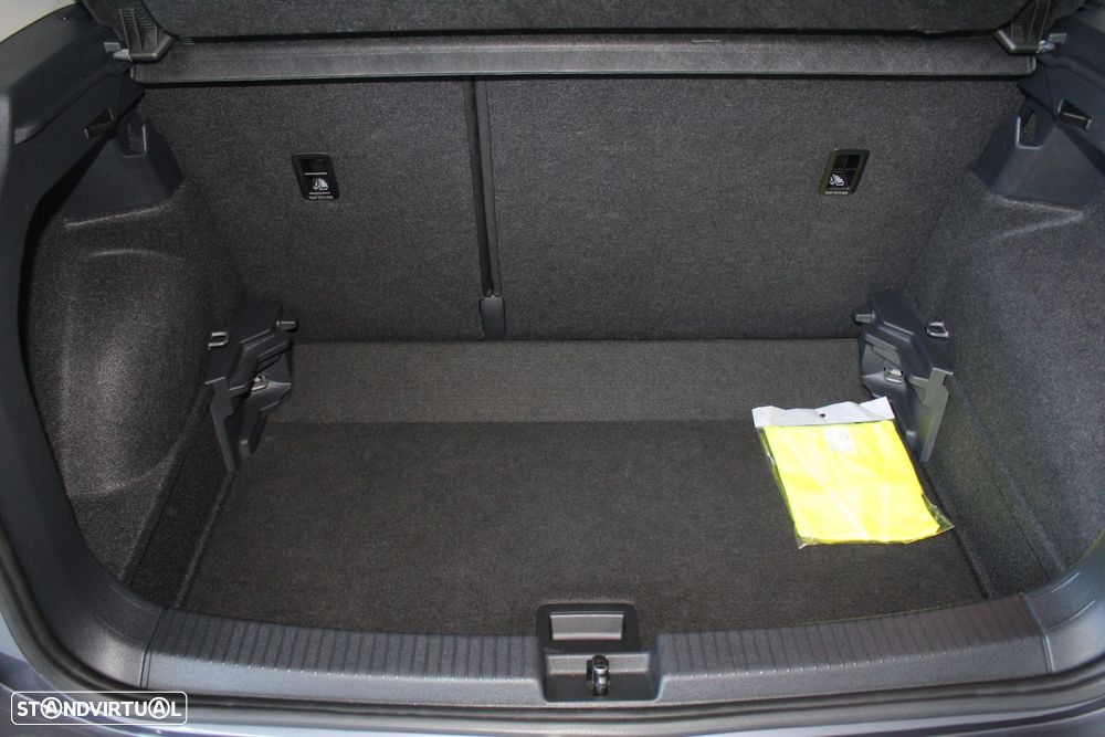 VW T-Cross 1.0 TSI Life DSG - 19