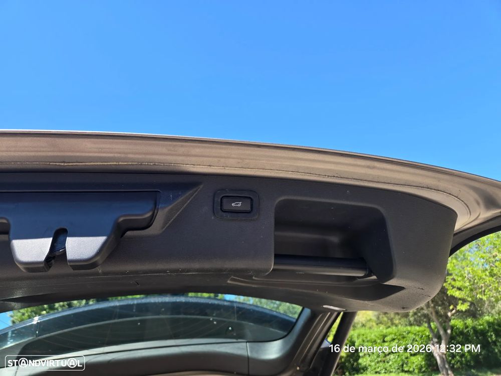 Land Rover Discovery Sport - 16