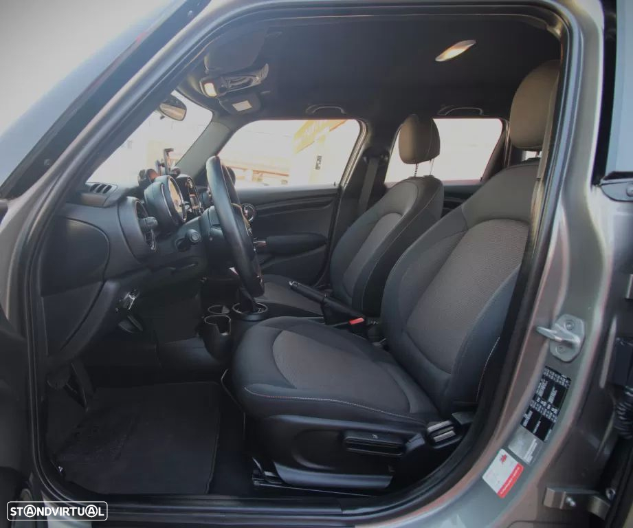MINI 5 Portas Cooper Aut. - 12