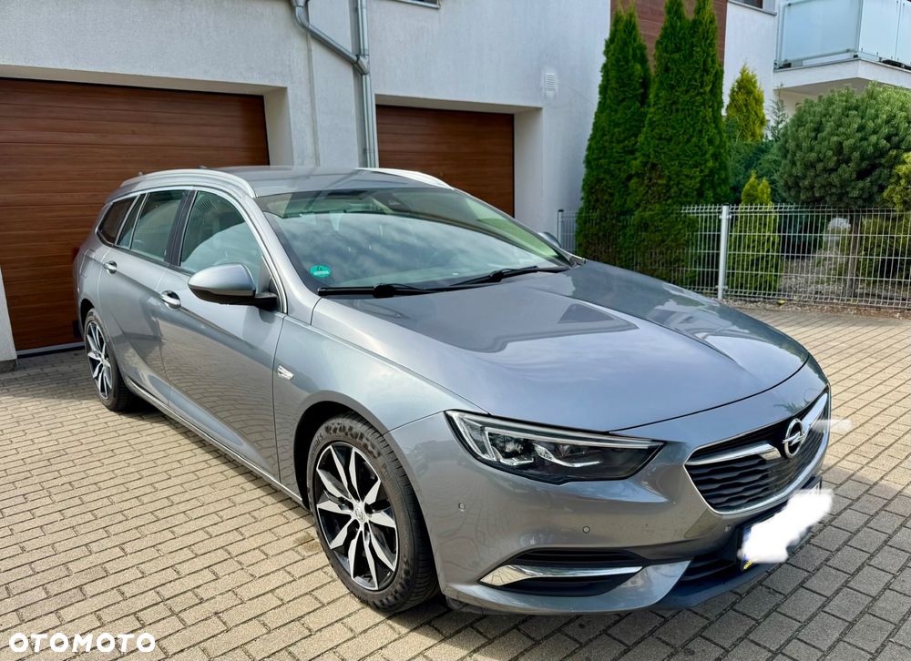 Opel Insignia - 1