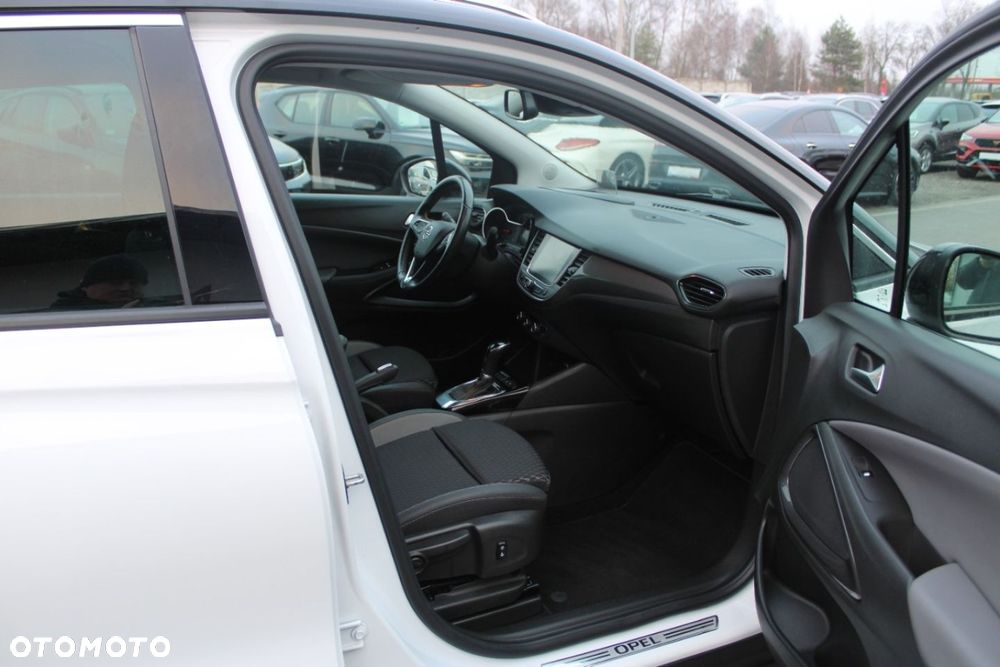 Opel Crossland X - 33