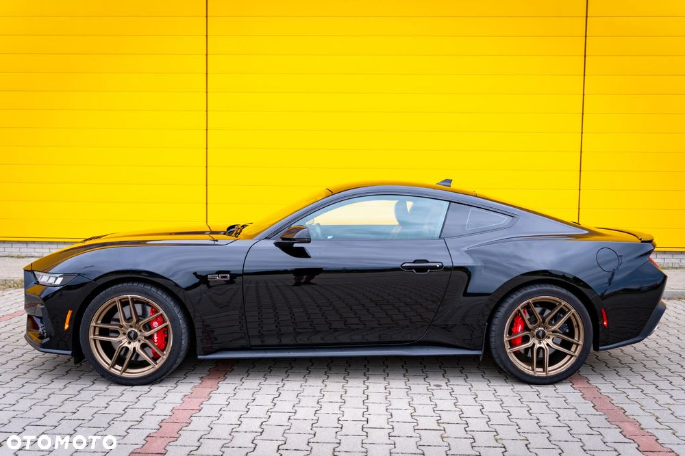 Ford Mustang 5.0 V8 GT - 2