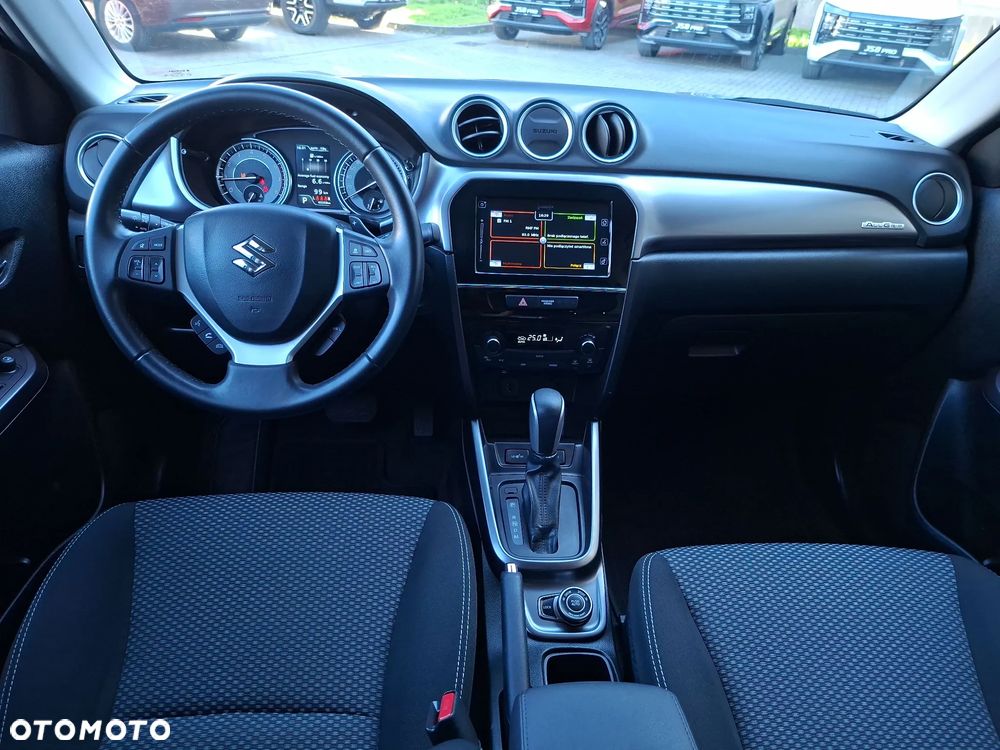 Suzuki Vitara 1.4 Boosterjet SHVS Premium 4WD - 33