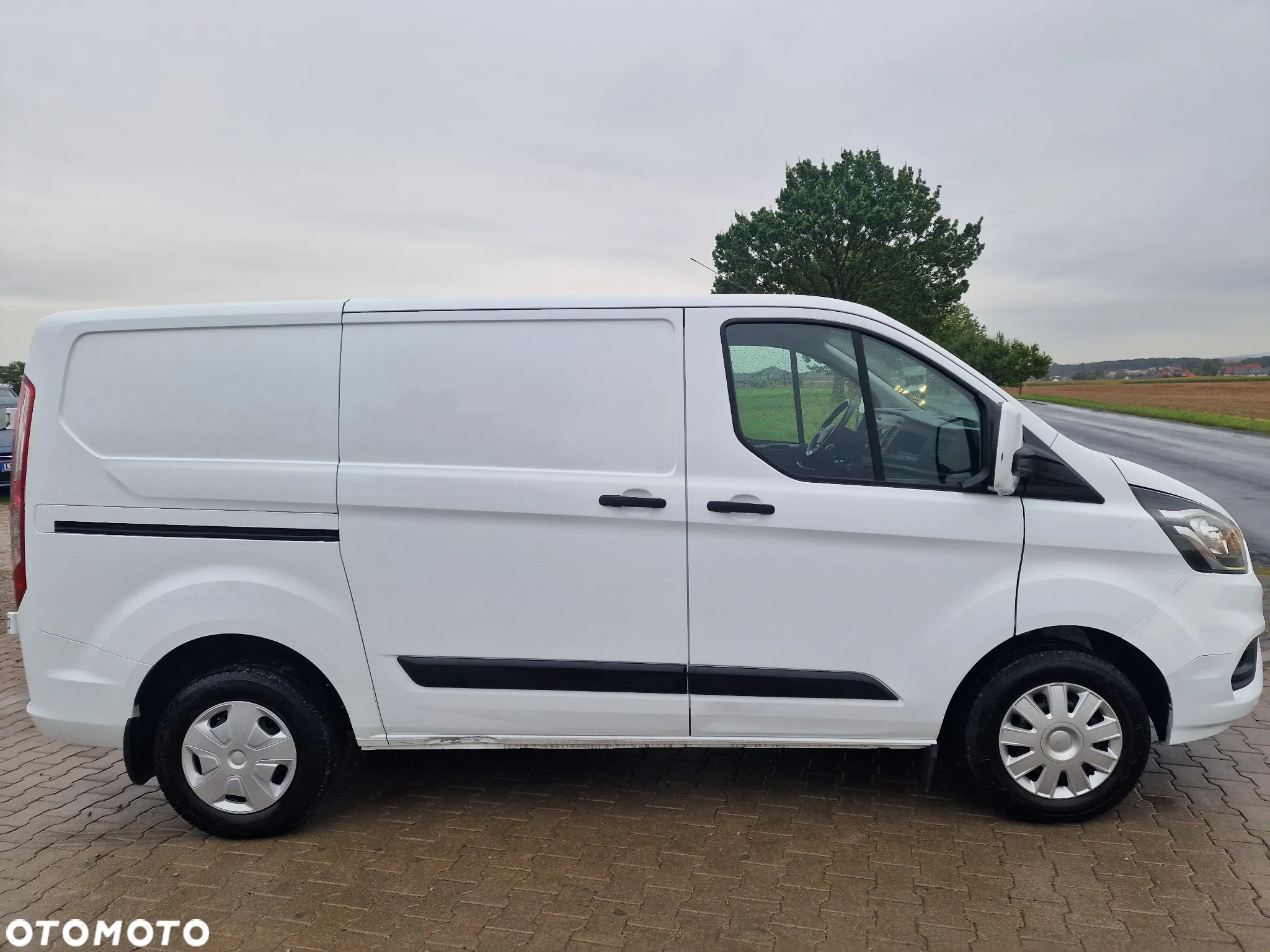 Ford Transit Custom - 10