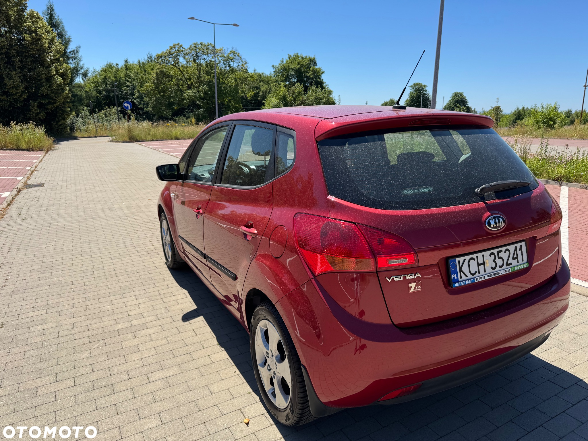 Kia Venga - 8