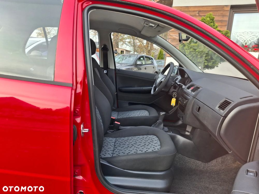 Skoda Fabia 1.2 HTP Comfort - 24