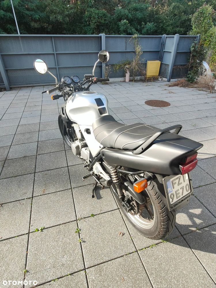 Honda CB - 3