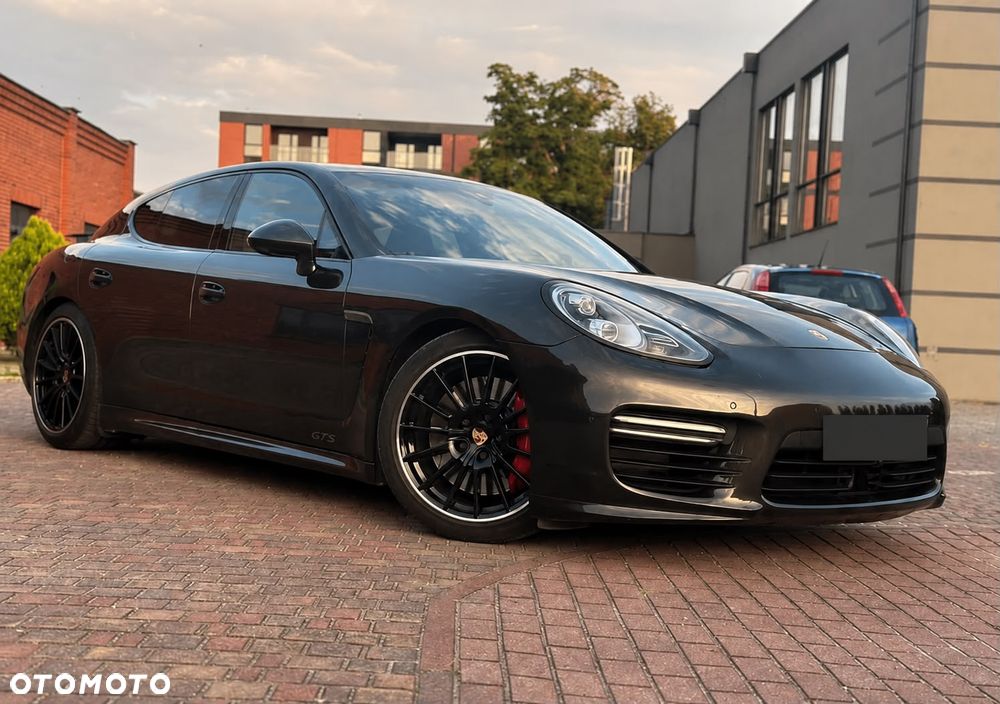 Porsche Panamera - 5