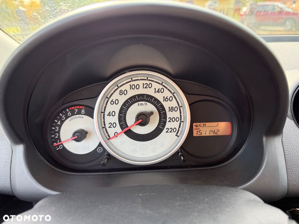 Mazda 2 - 26