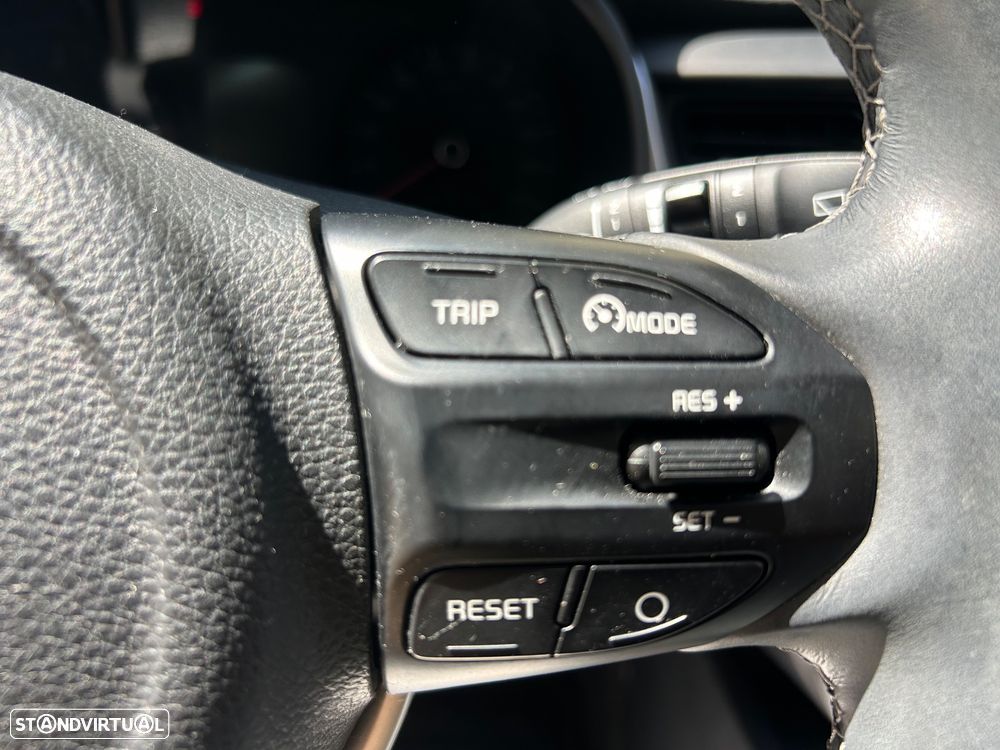 Kia Stonic 1.2 Dynamic - 22