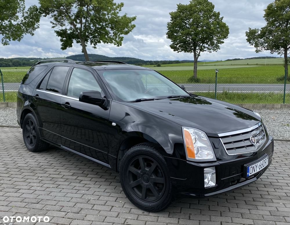 Cadillac SRX - 1