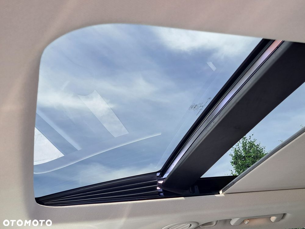 Ford Galaxy - 10