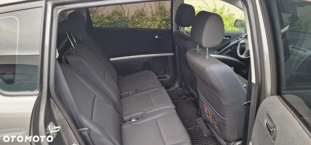 Toyota Corolla Verso 1.8 Prestige 7os - 23