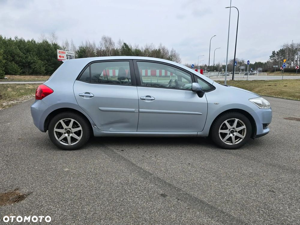 Toyota Auris - 7