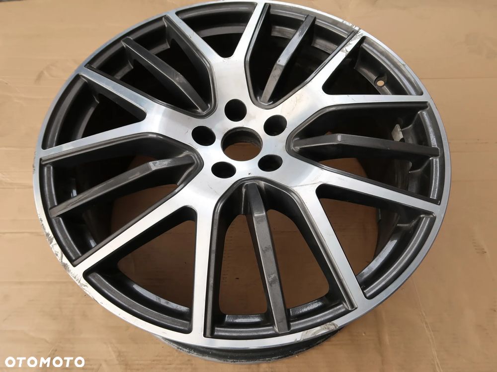 Z11 Felga Maserati Przód 9x21et40,5 670044700 - 2