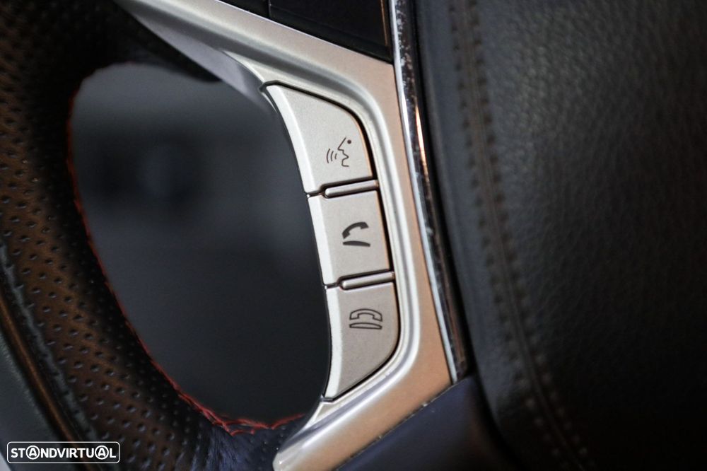 Mitsubishi L200 2.3 DI-D Strakar CD Intense 4WD - 19