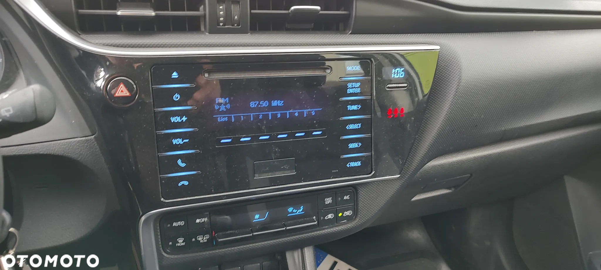 Toyota Auris 1.4 D-4D Dynamic - 12
