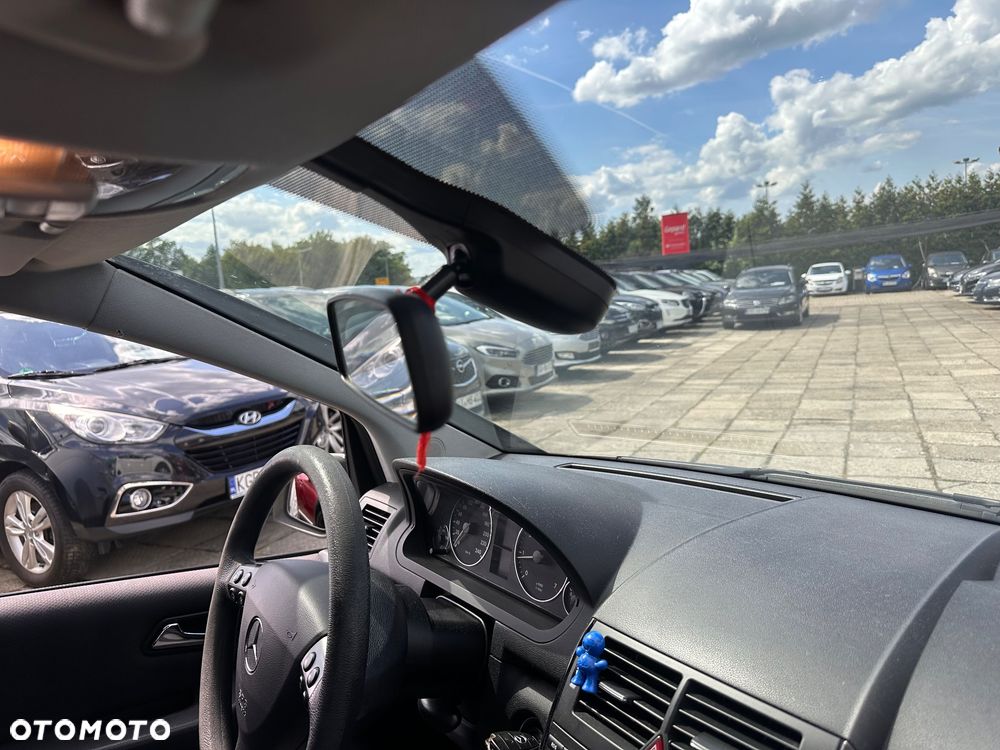 Mercedes-Benz Klasa A 160 BlueEFFICIENCY Elegance - 22