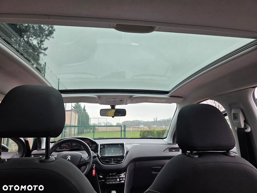 Peugeot 208 1.2 VTi Business Line - 22