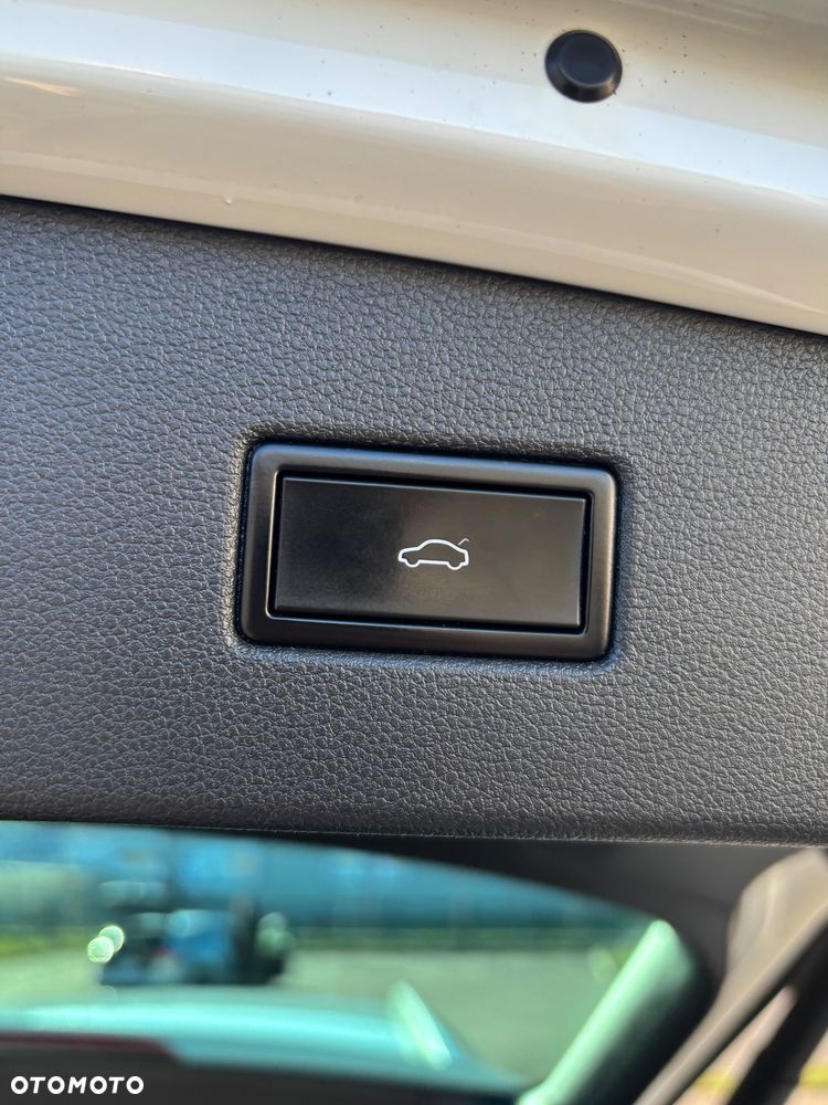 Volkswagen Tiguan 2.0 TDI SCR 4MOTION DSG Comfortline - 13