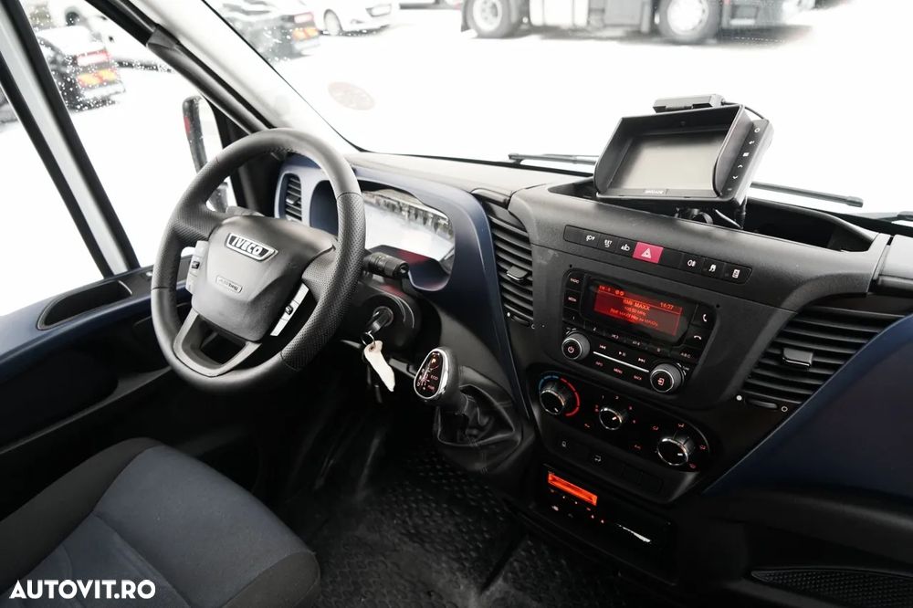 Iveco DAILY 50-180 / IZOTERMĂ / CONTAINER 5.5 M / LIFT DHOLLANDIA / OBLOANE LATERALĂ / HI-MATIC - 27