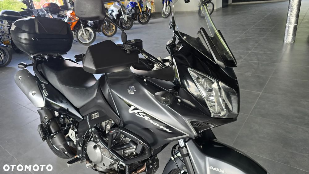 Suzuki V-STROM - 25