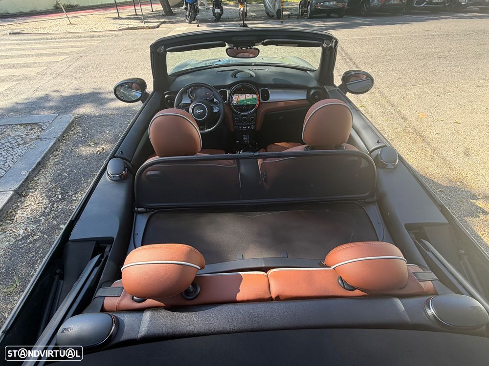 MINI Cabrio Cooper S Premium Extra Essential Auto - 11