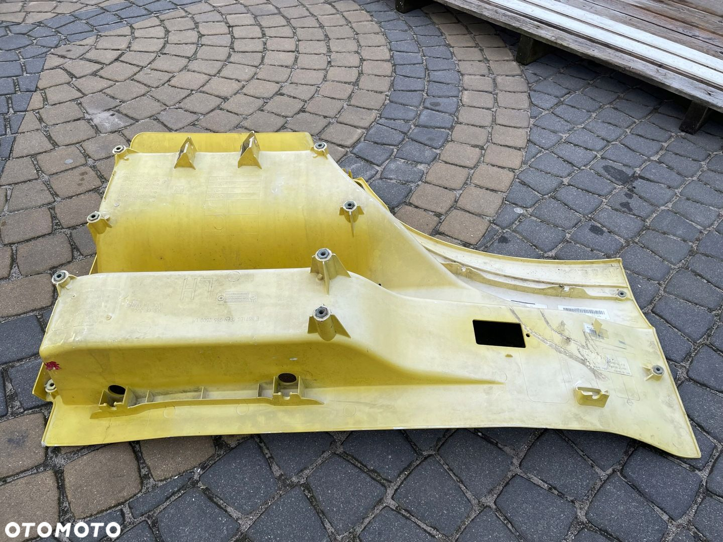 Stopień Stopnica Wnęka Mercedes Actros MP 4 A9606664103 - 6