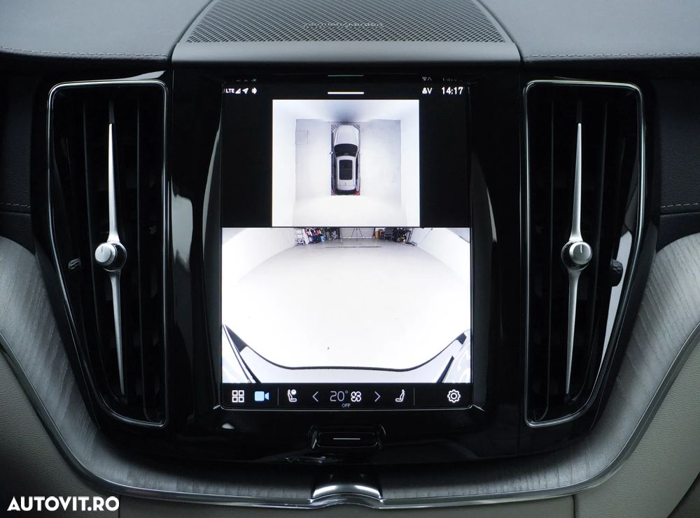 Volvo XC 60 Recharge T8 AWD AT Ultimate Dark - 40