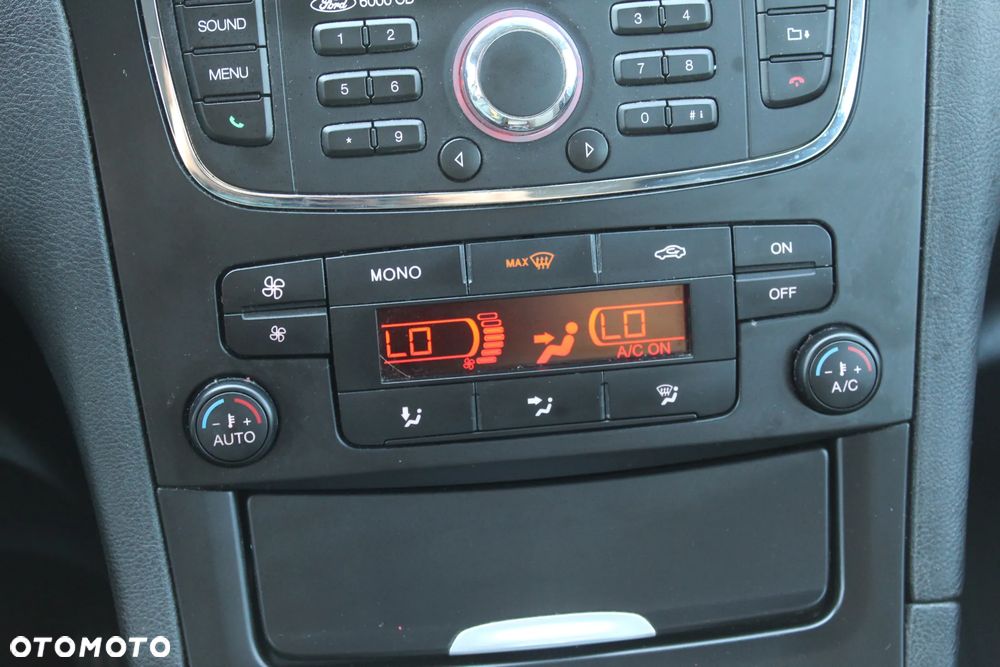 Ford Galaxy 2.0 FF Trend - 17