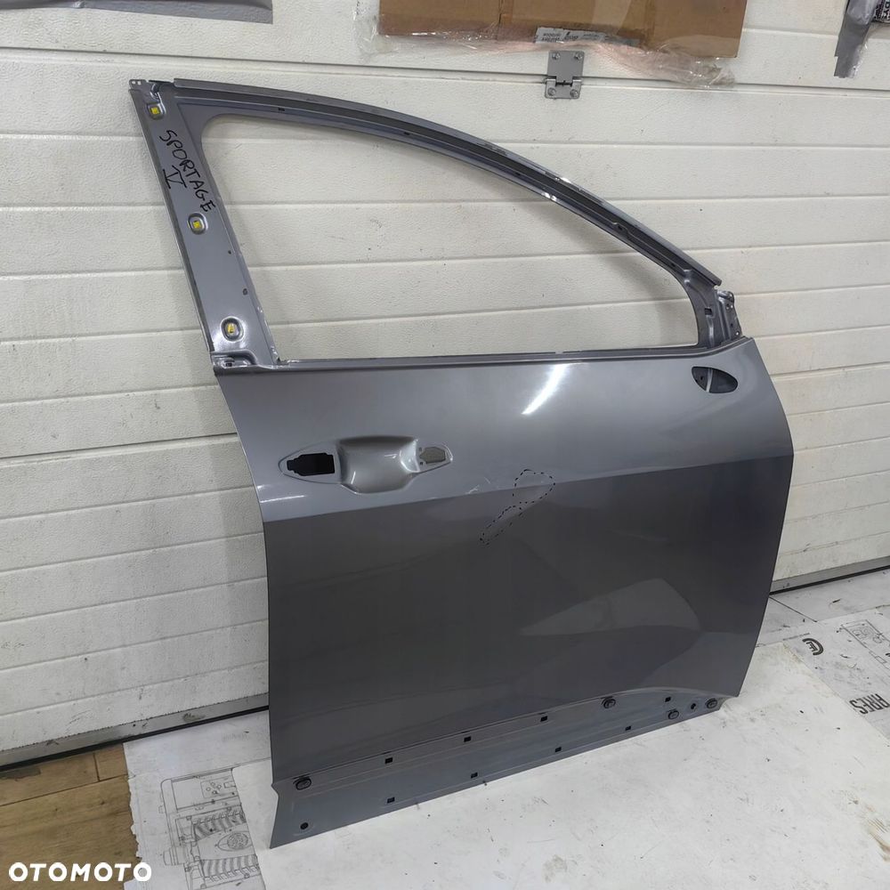 Kia Sportage V drzwi prawe przednie 76004-P1000 - 2