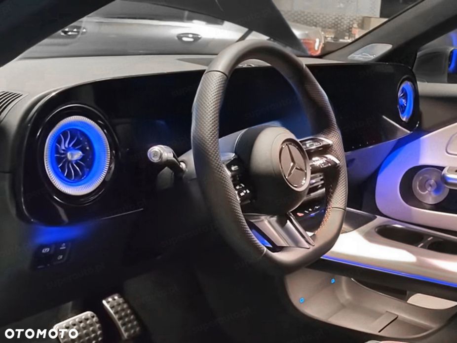 Mercedes-Benz CLA 200 mHEV 8G-DCT - 9