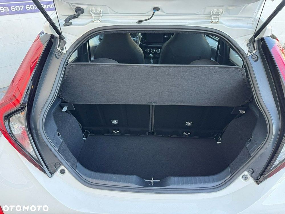 Toyota Aygo X - 21