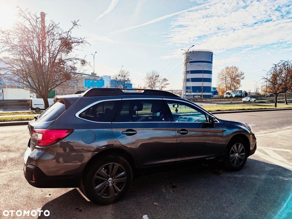 Subaru Outback - 2