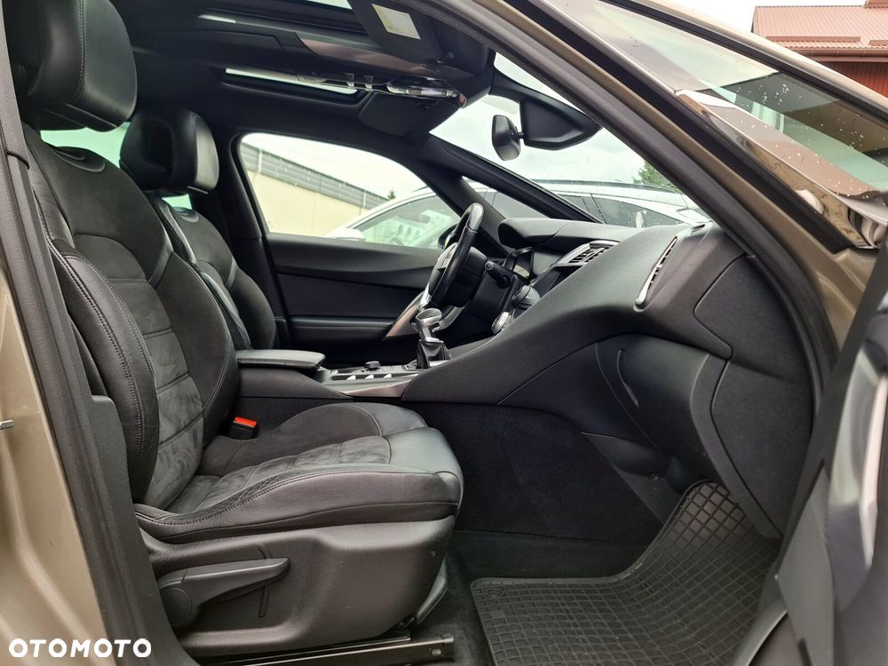 Citroën DS5 1.6 BlueHDi SoChic - 32