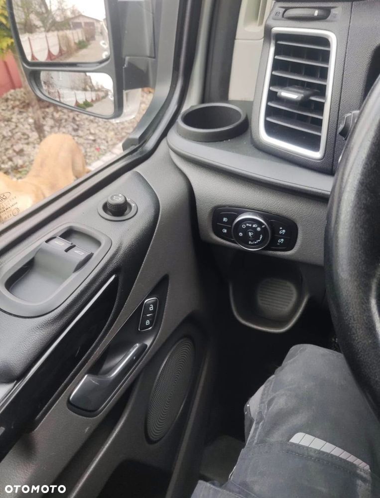 Ford Transit custom - 9