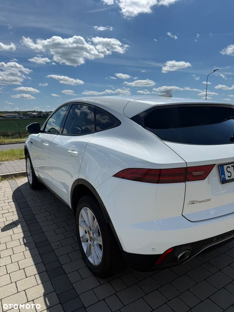 Jaguar E-Pace 2.0 i4P AWD R-Dynamic S - 3