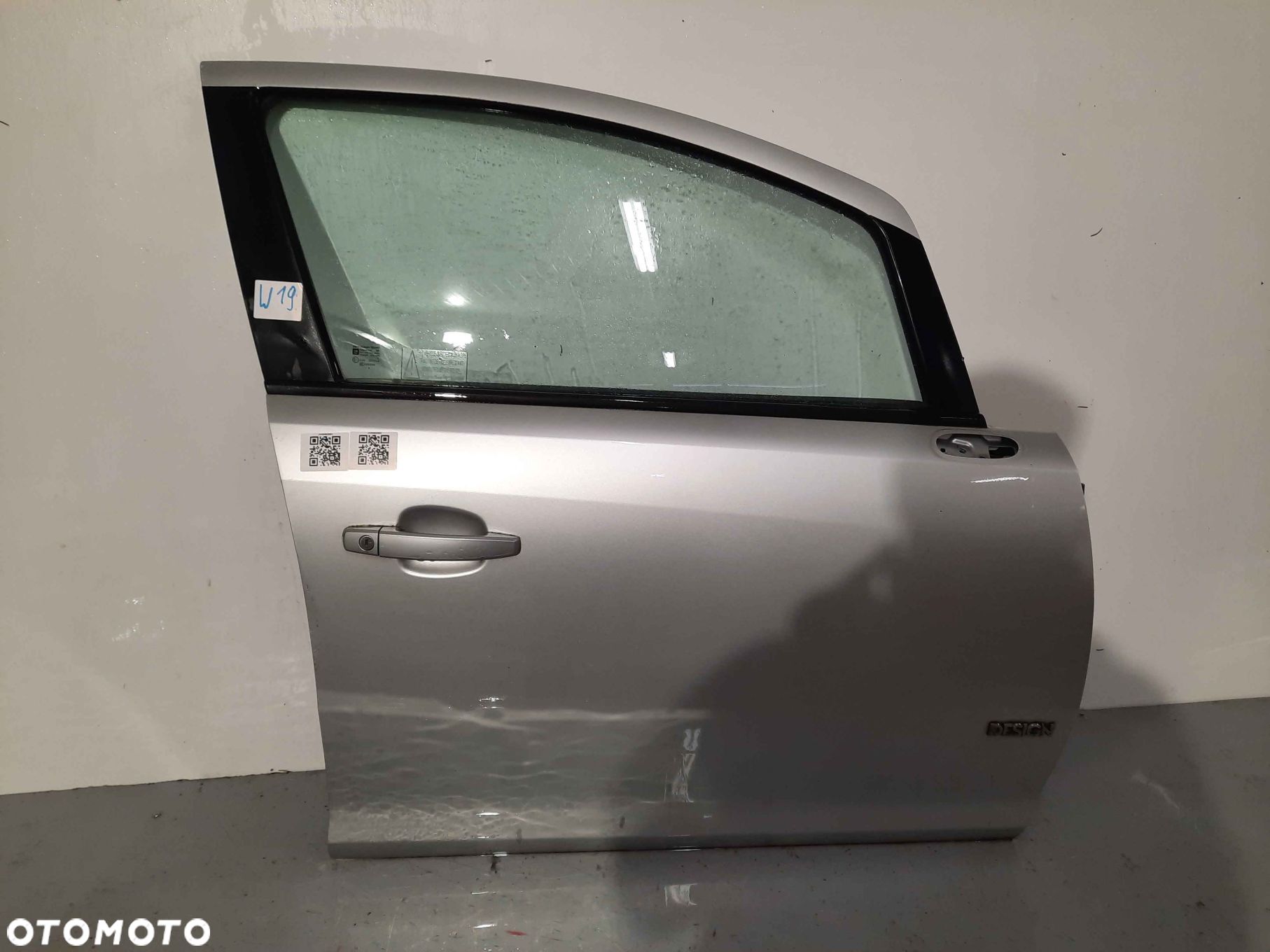 } DRZWI PRZÓD PRZEDNIE PRAWE OPEL CORSA D LIFT FL Z157 SREBRNE 5D 5 DRZWI HB - 1