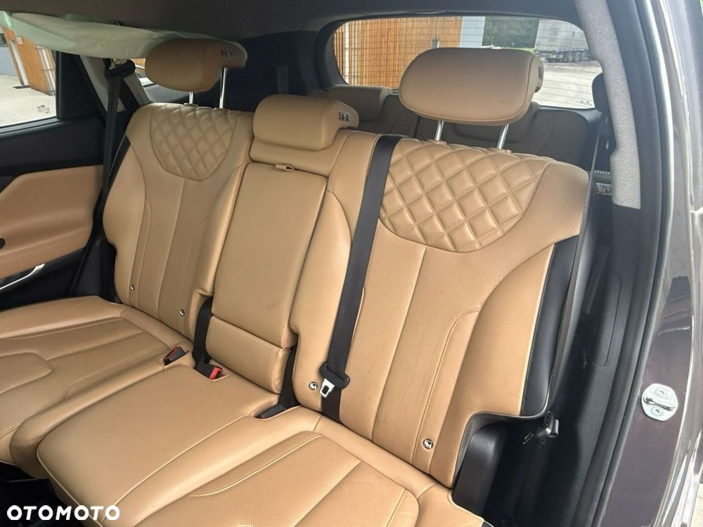 Hyundai Santa Fe - 24
