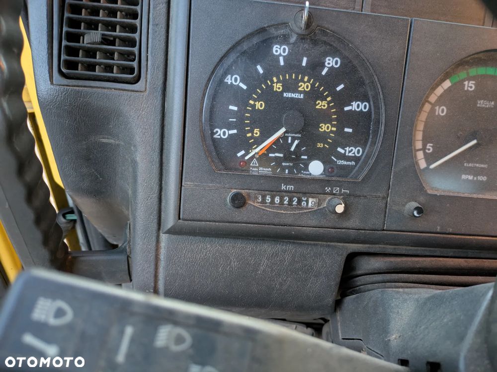 Iveco EURO TRAKKER - 6